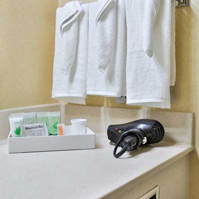 Sweetwater Lodge room amenities hair dryer